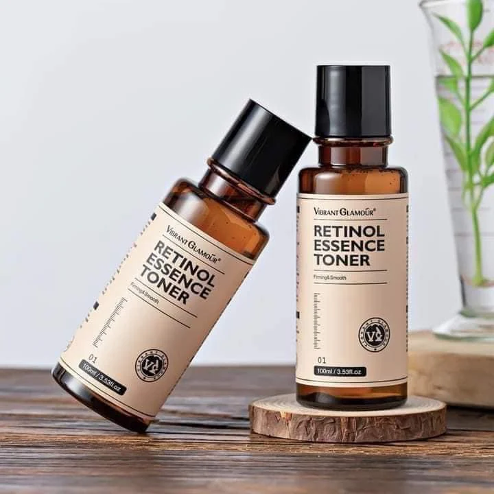 VIBRANT GLAMOUR RETINOL ESSENCE TONER 100ML